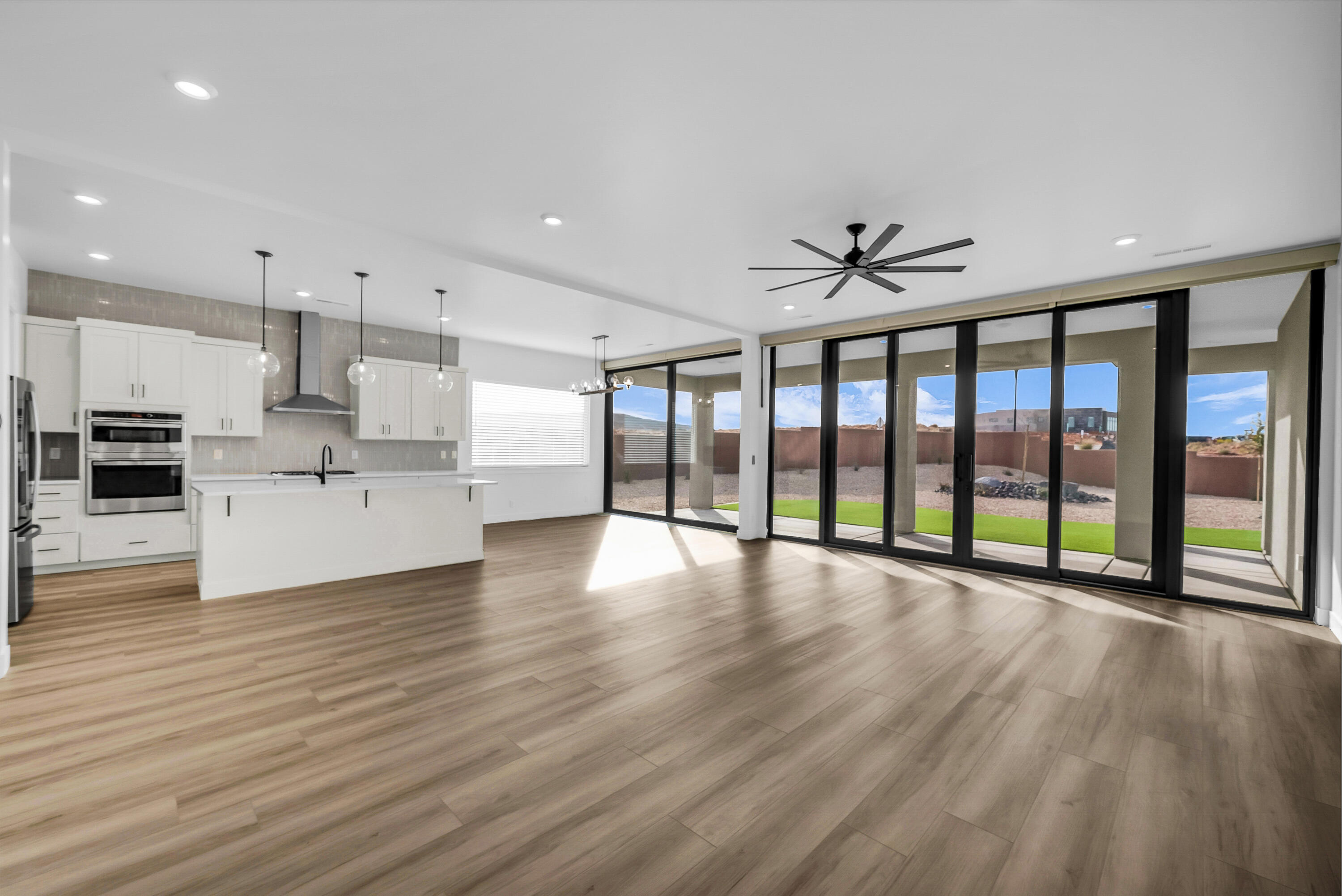 ESTATES AT SAND HOLLOW - Residential