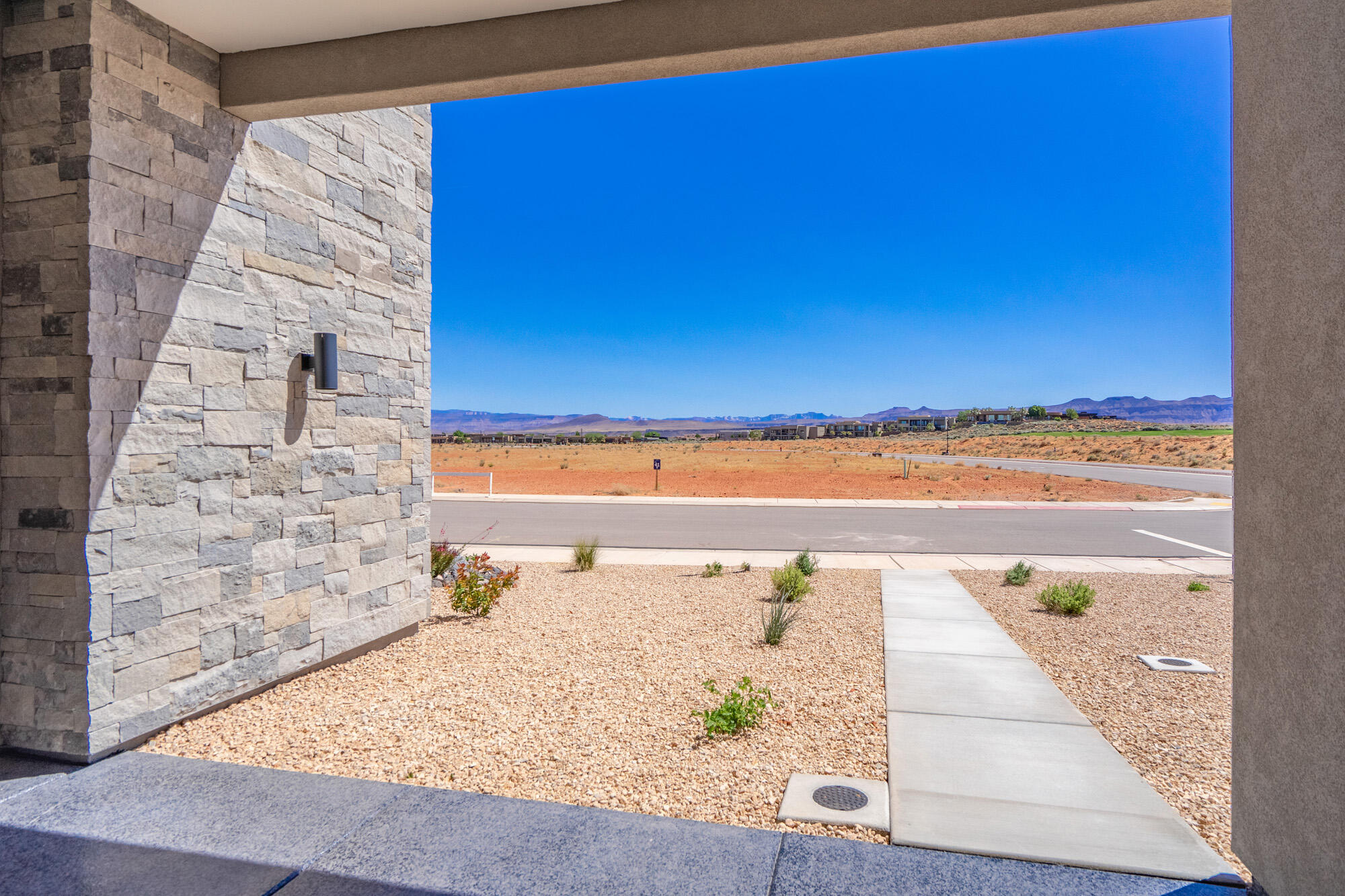 ESTATES AT SAND HOLLOW - Residential