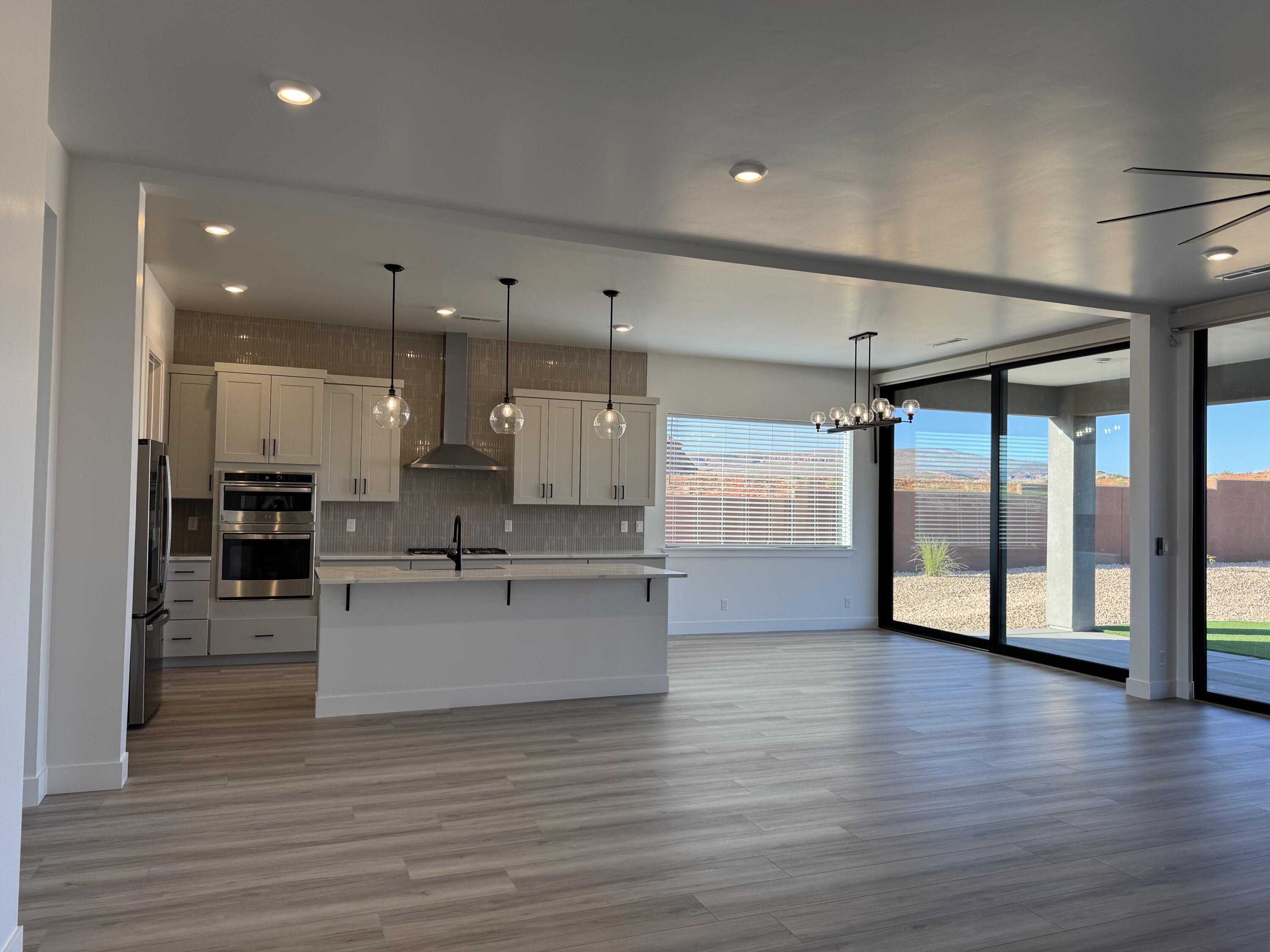 ESTATES AT SAND HOLLOW - Residential