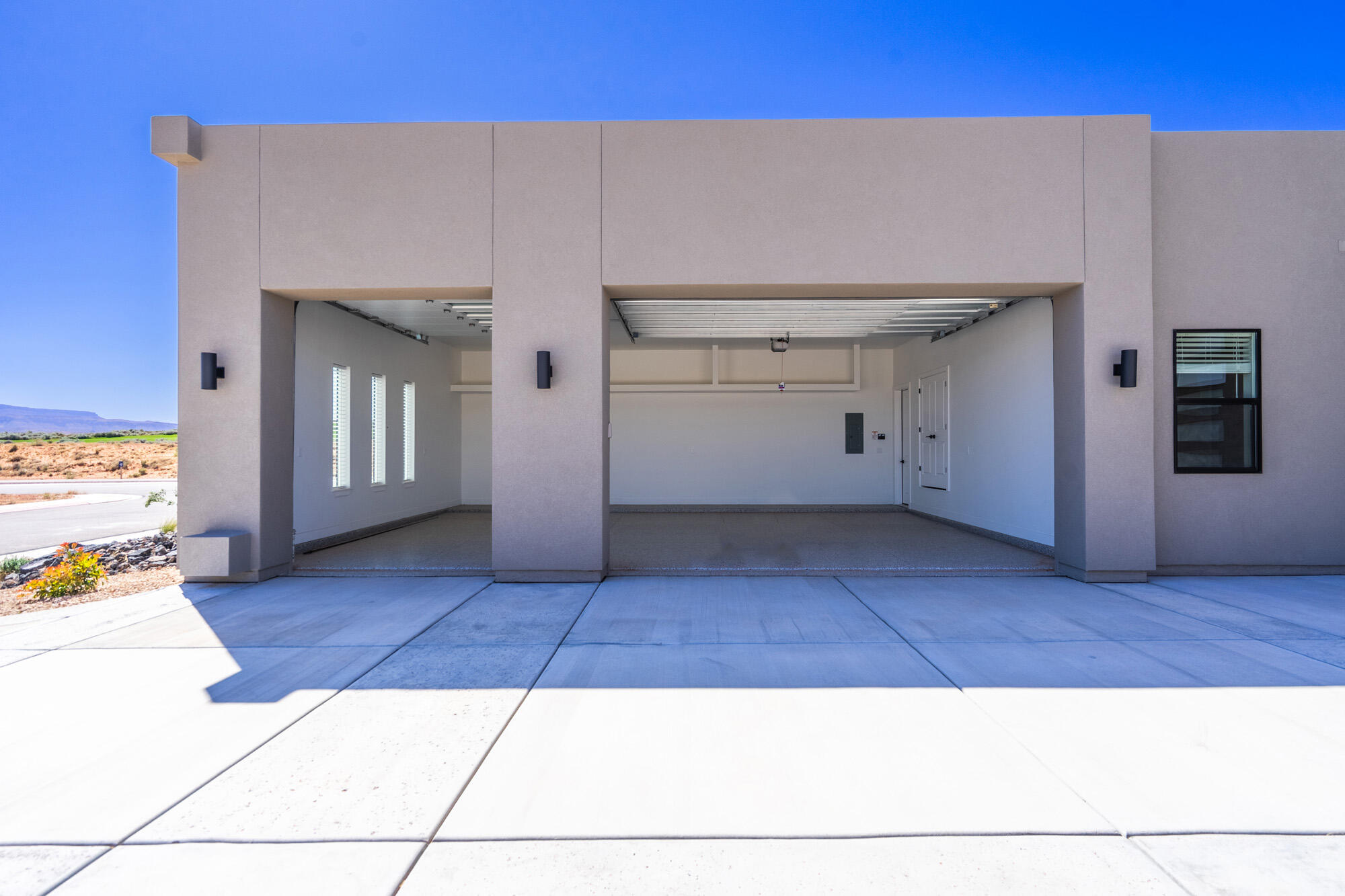 ESTATES AT SAND HOLLOW - Residential