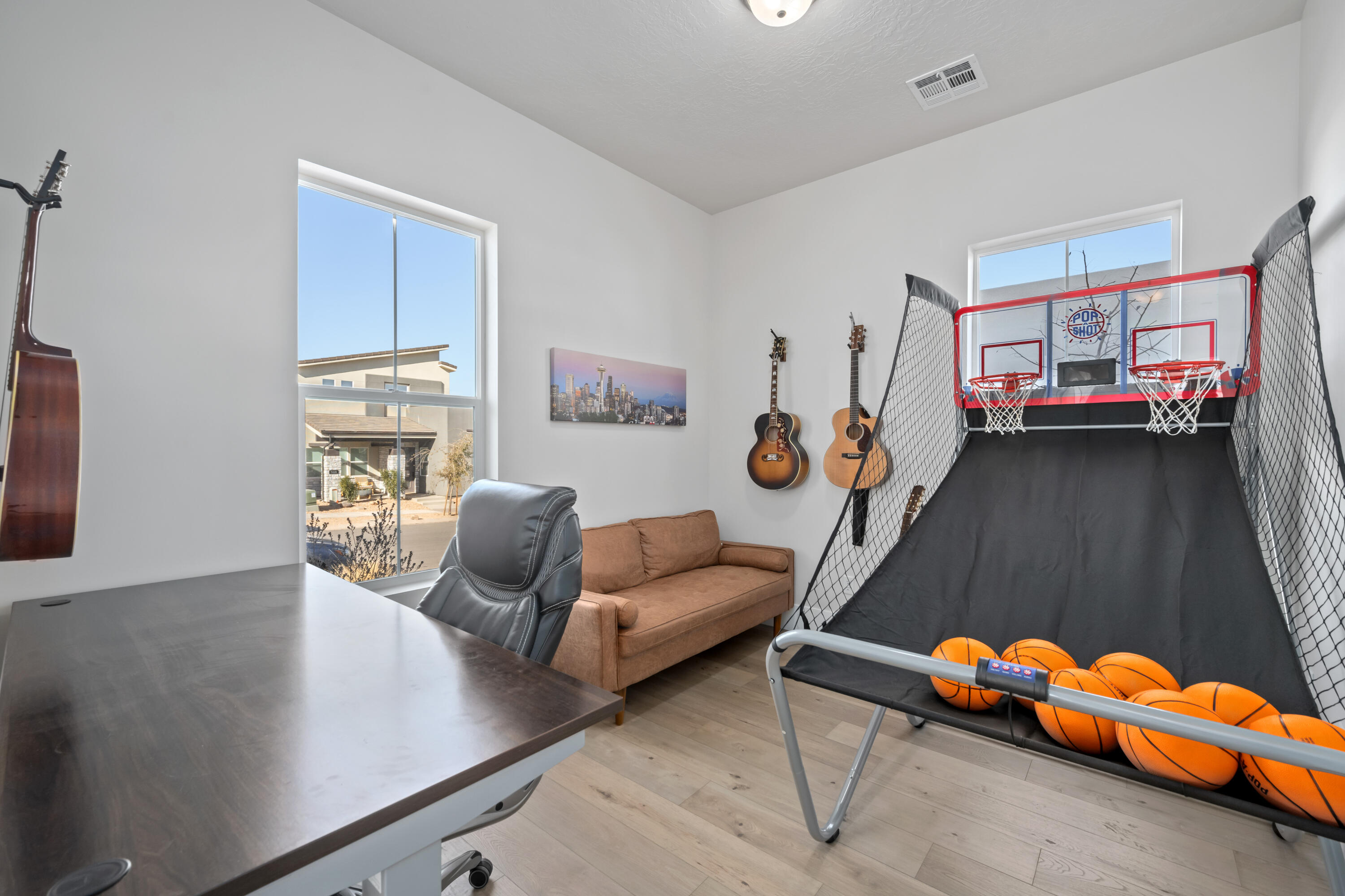 DESERT COLOR AUBURN HILLS - Residential