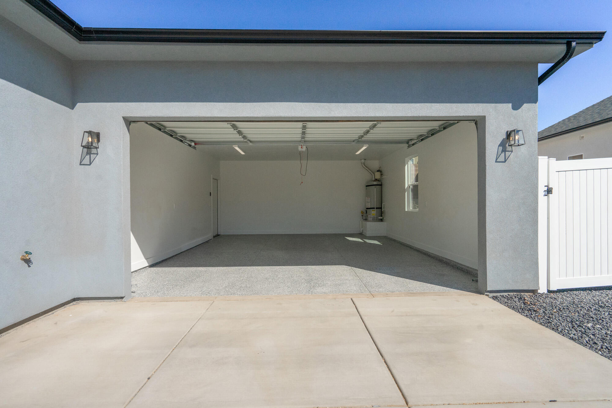 EVES GARDEN - Residential