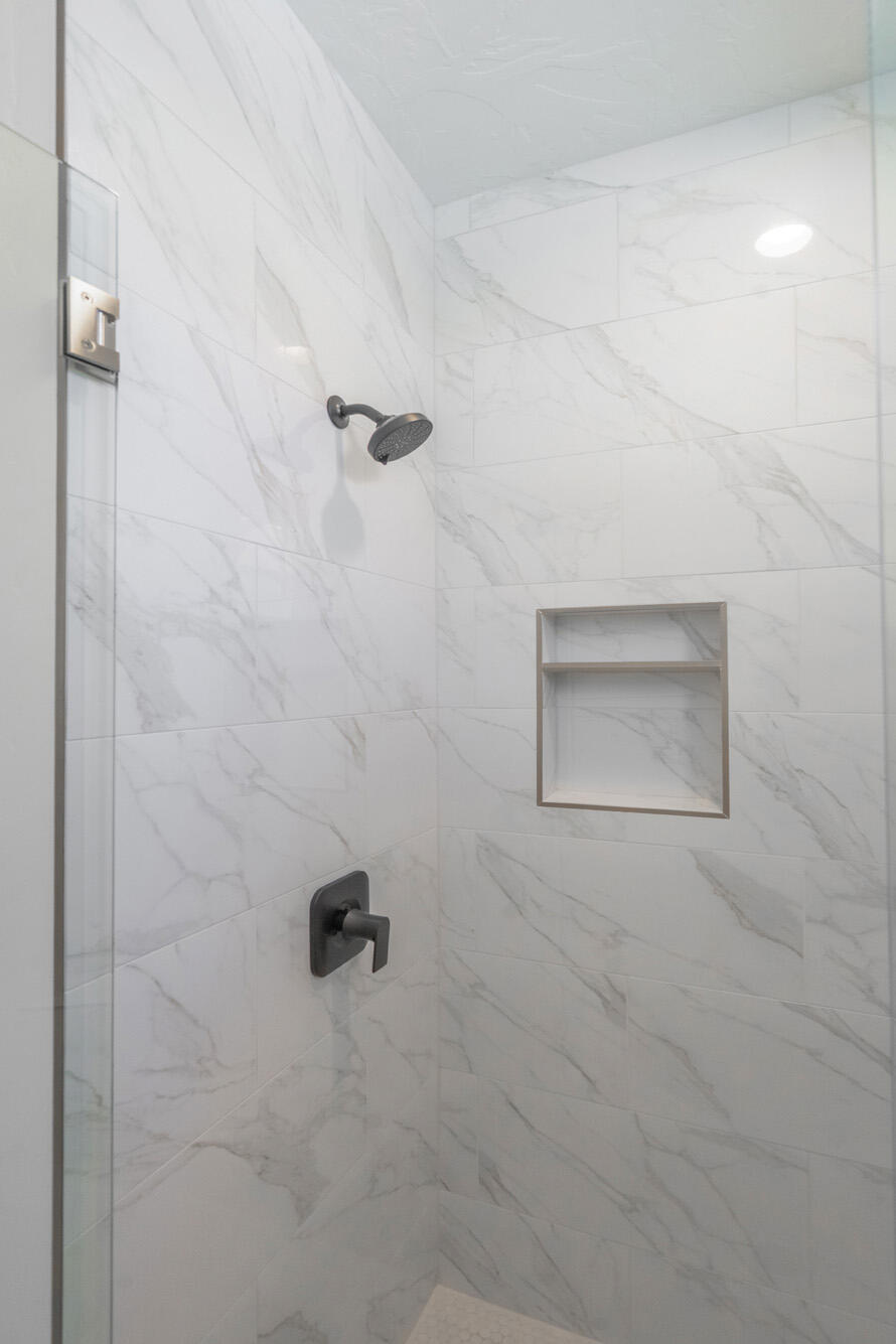 EVES GARDEN - Residential