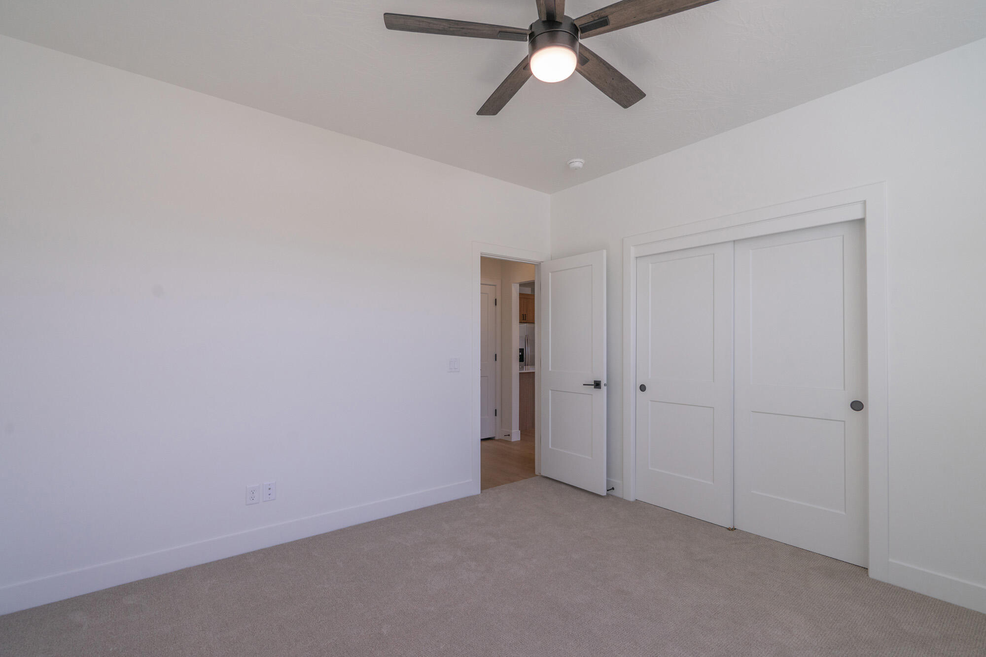 EVES GARDEN - Residential