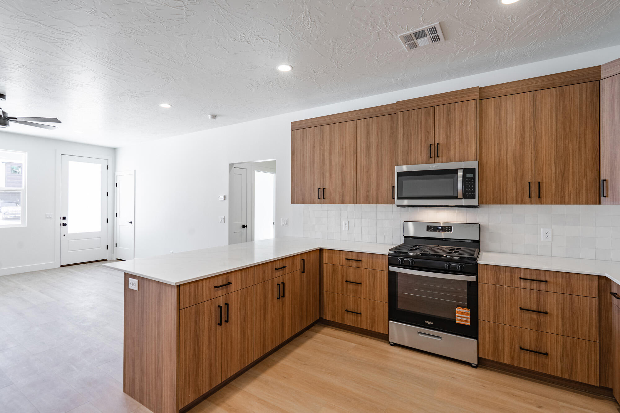 EVES GARDEN - Residential