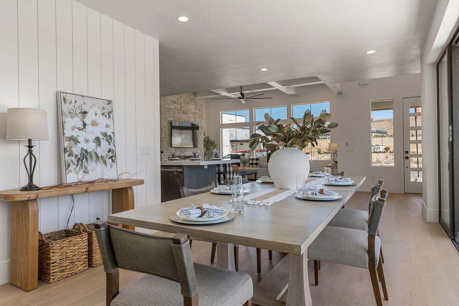 DESERT COLOR RESORT - Residential