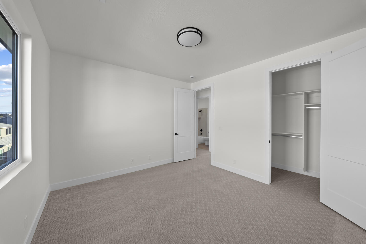 DESERT HORIZON - Residential