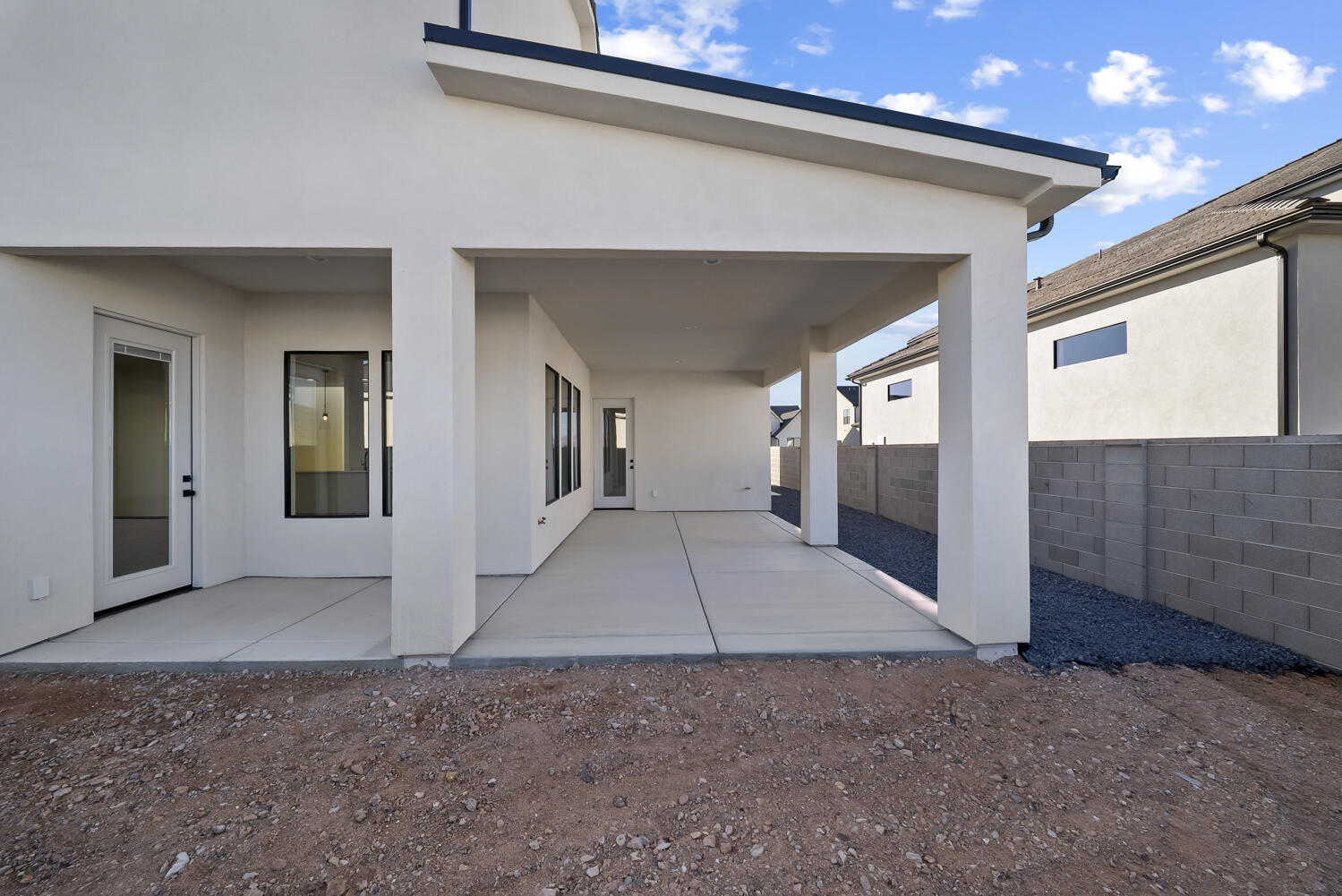 DESERT HORIZON - Residential