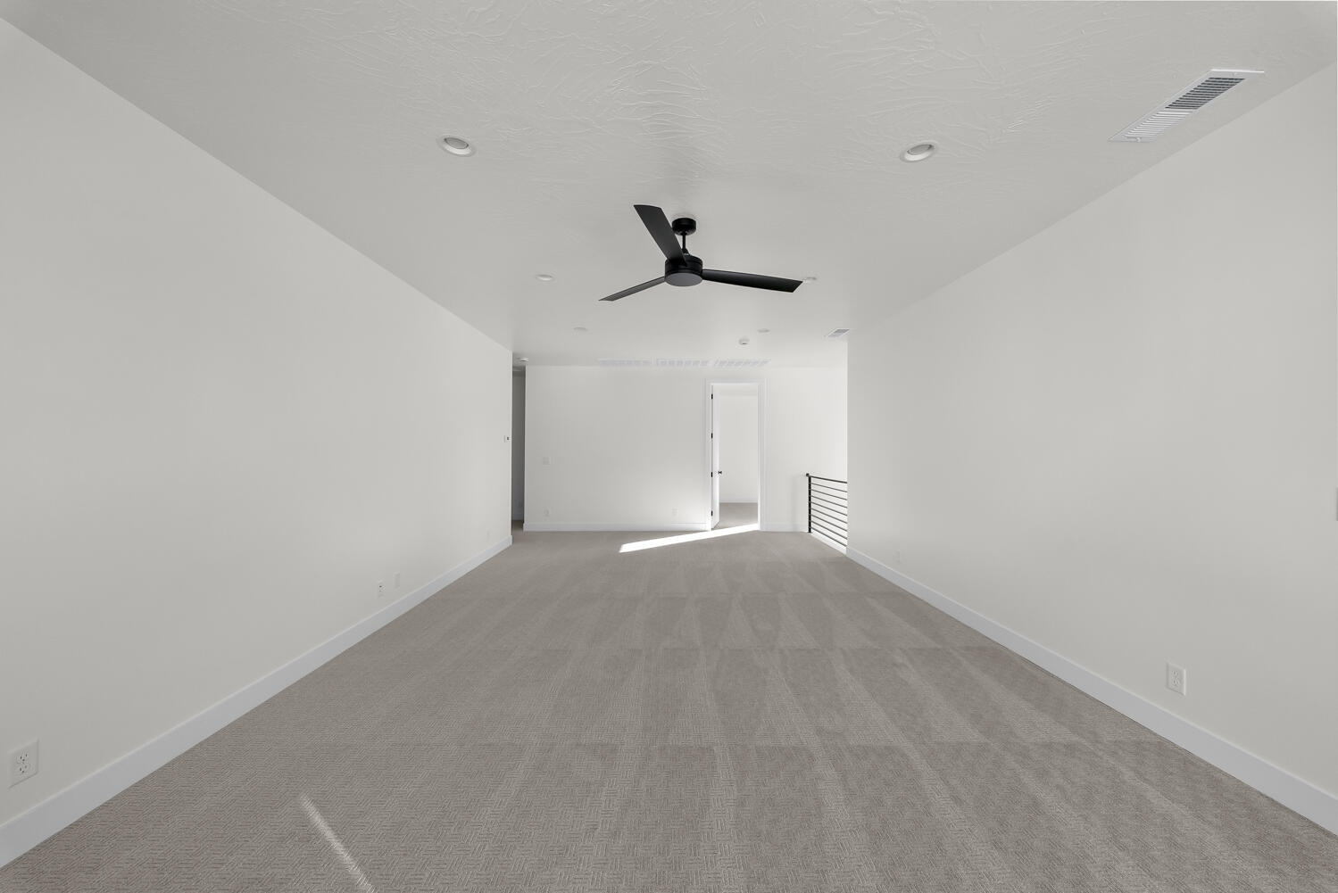 DESERT HORIZON - Residential