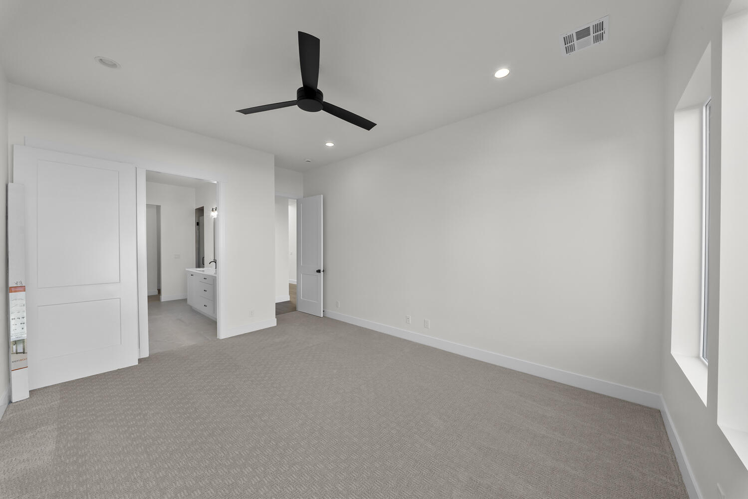 DESERT HORIZON - Residential