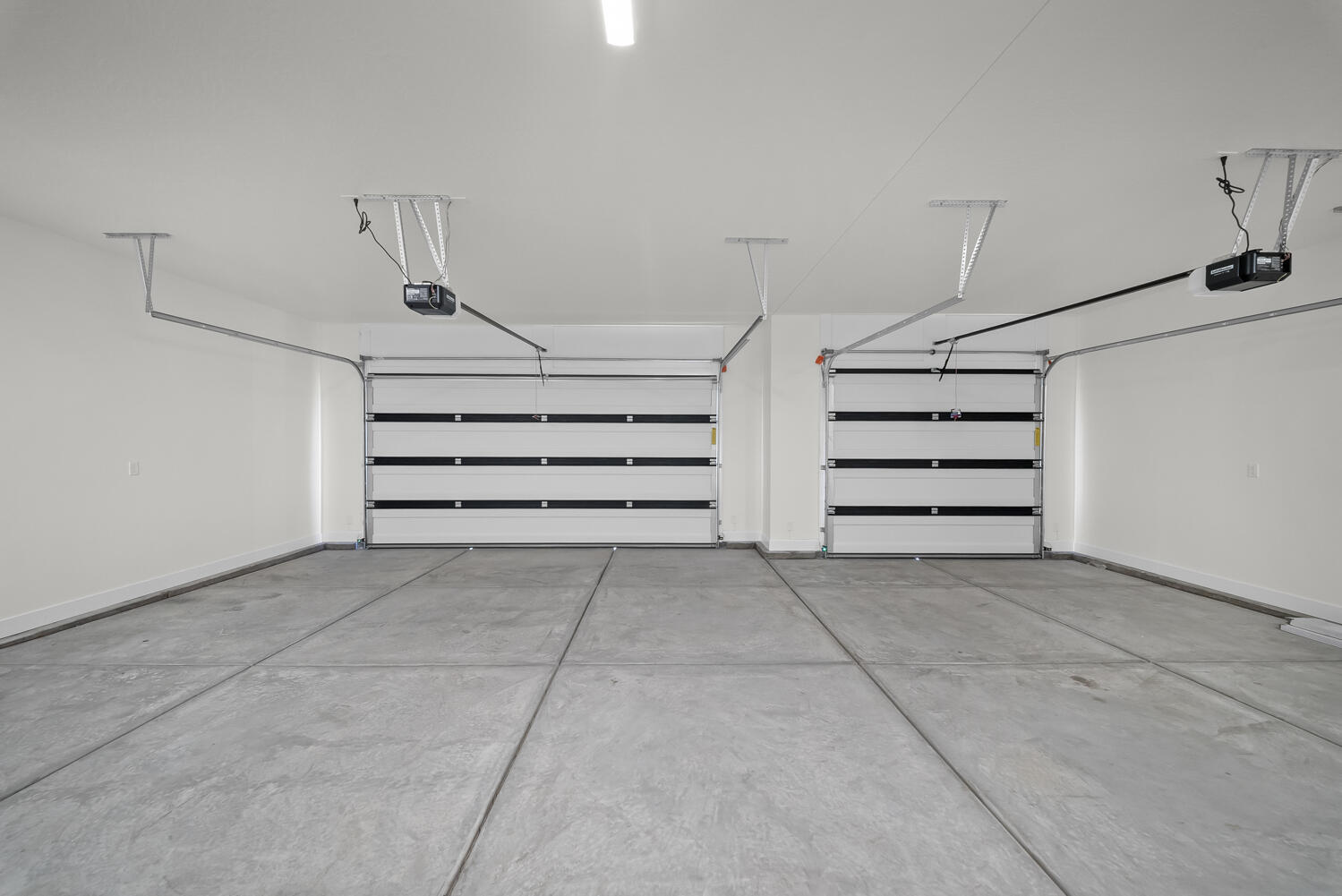 DESERT HORIZON - Residential