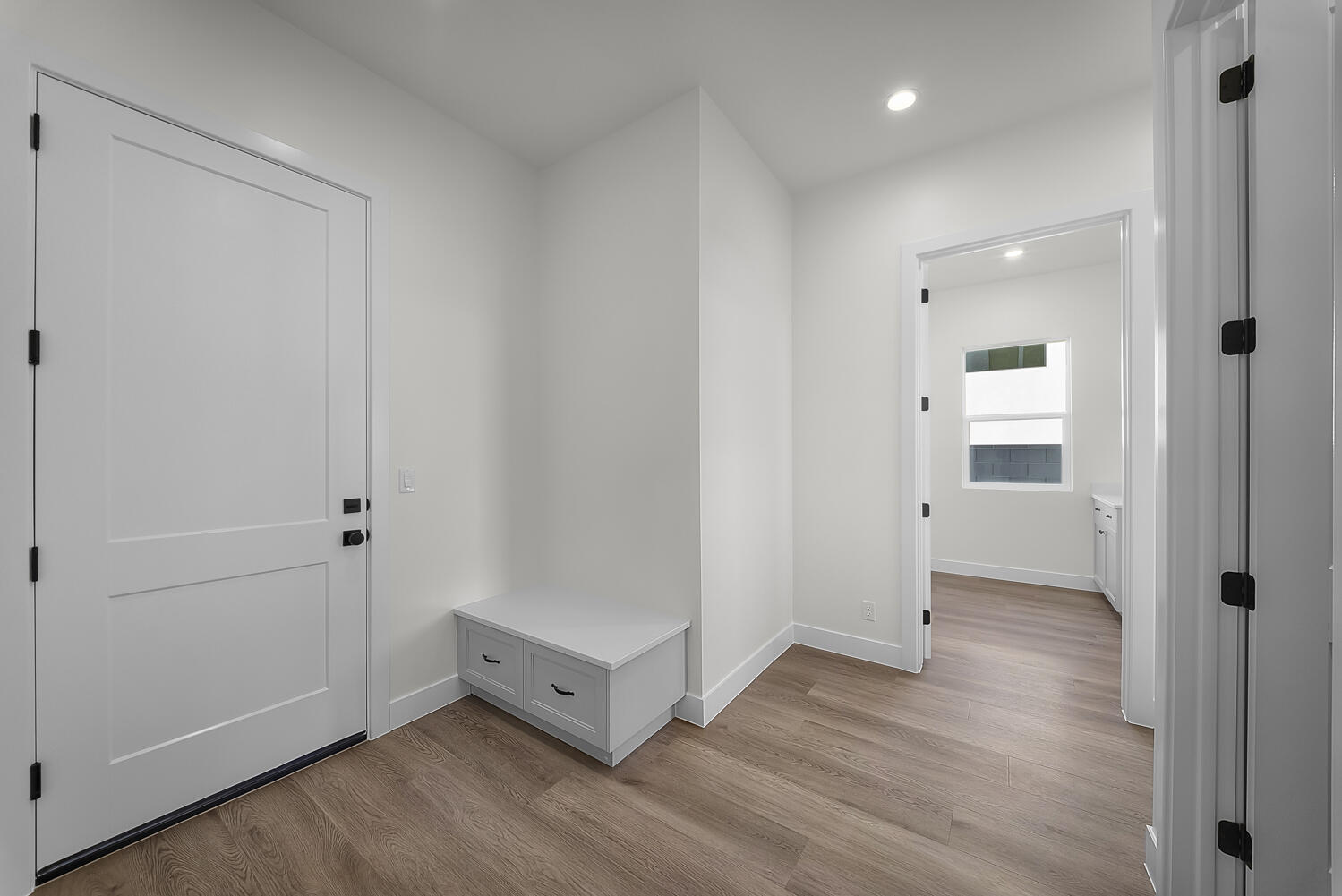 DESERT HORIZON - Residential