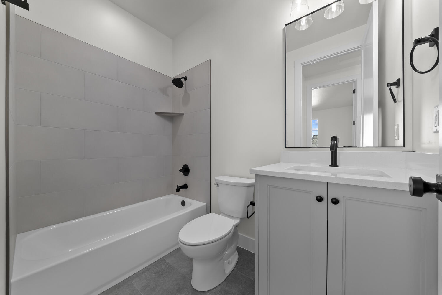 DESERT HORIZON - Residential