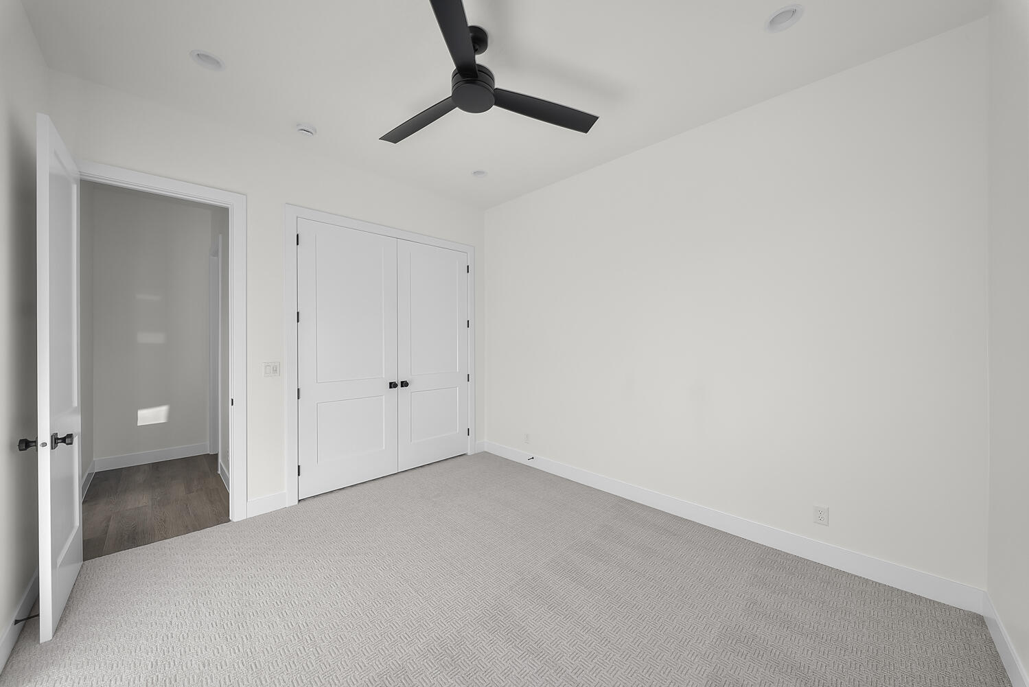 DESERT HORIZON - Residential