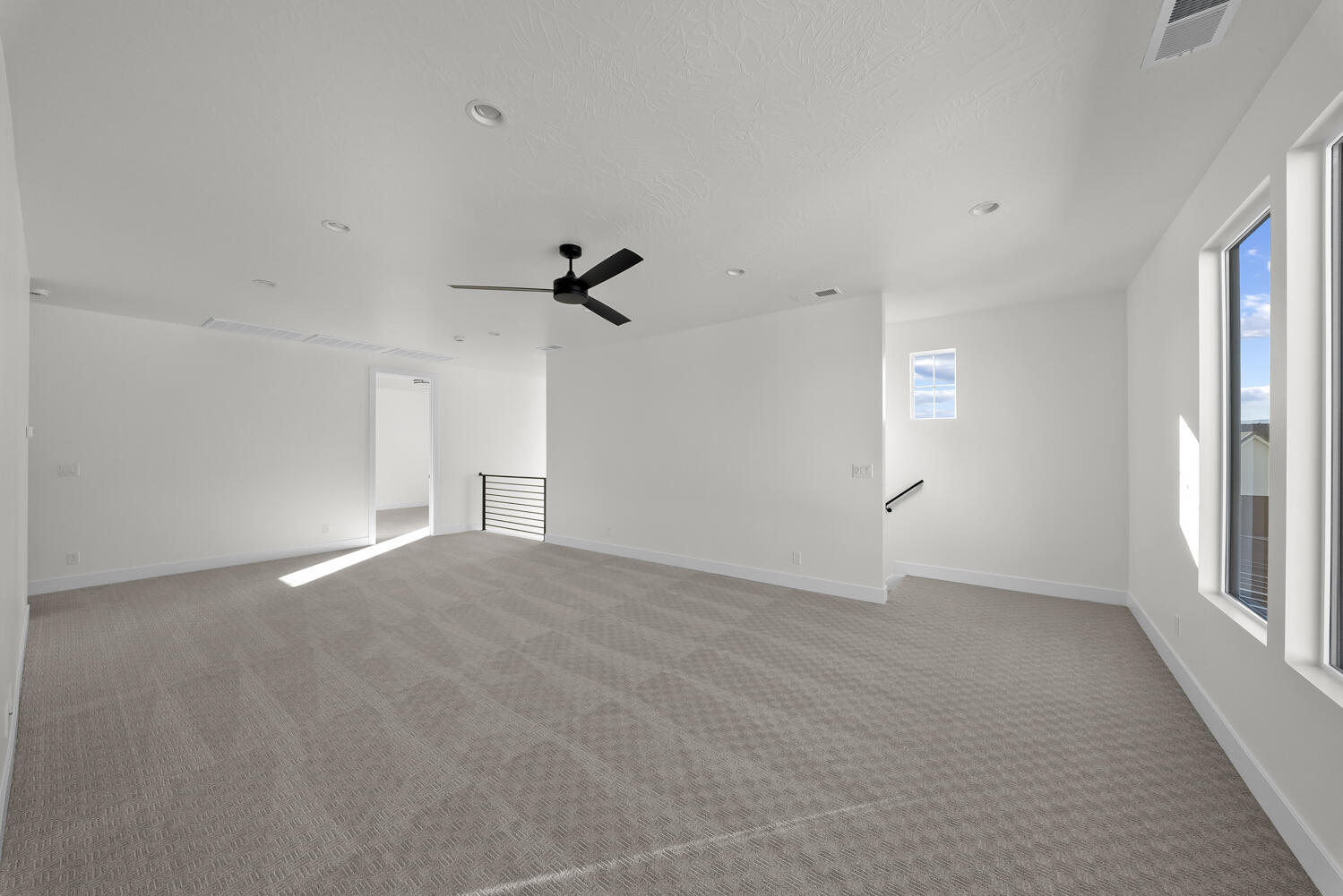 DESERT HORIZON - Residential