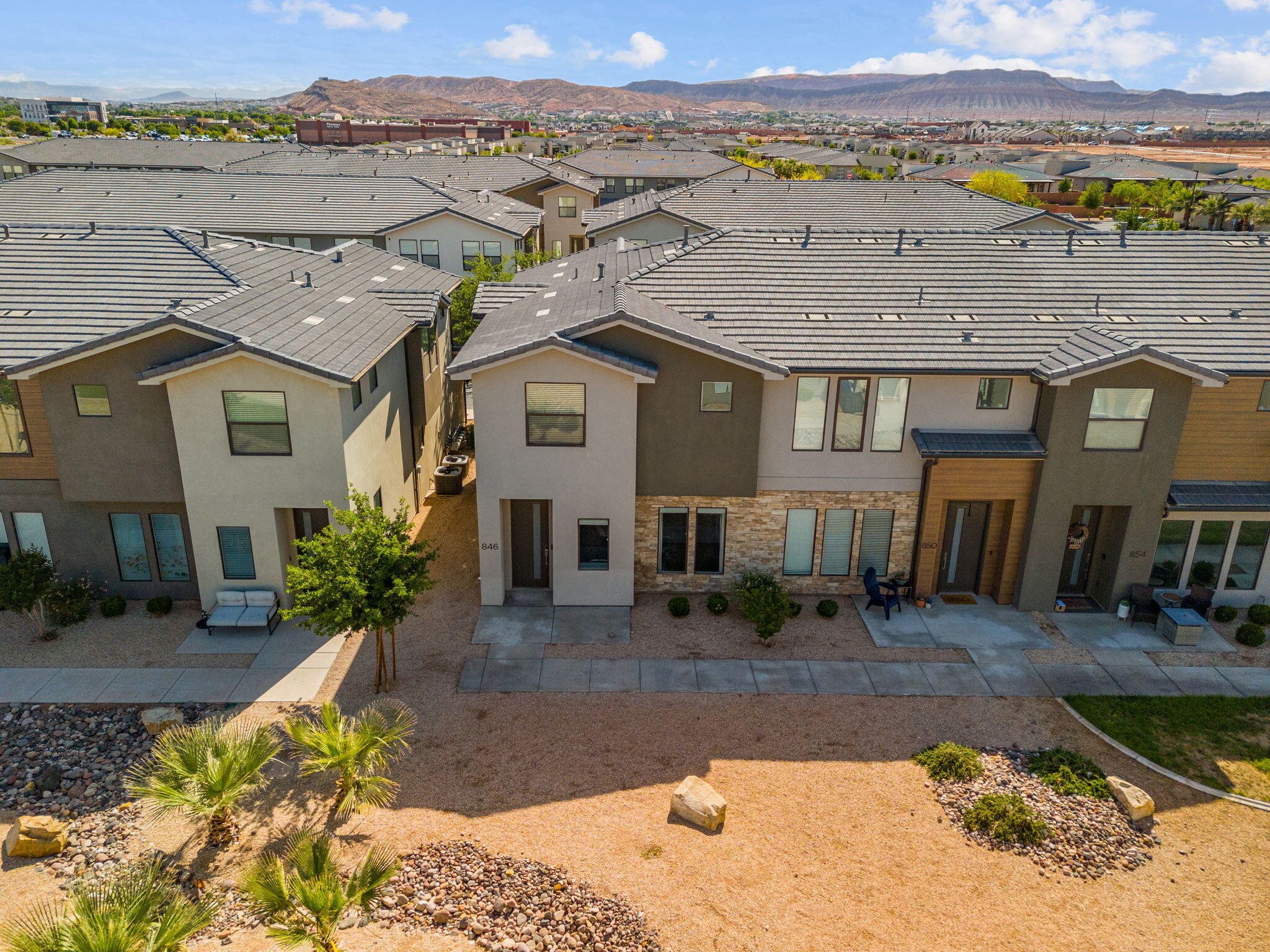 WOODLAND ESTATES TOWNHOMES - Residential