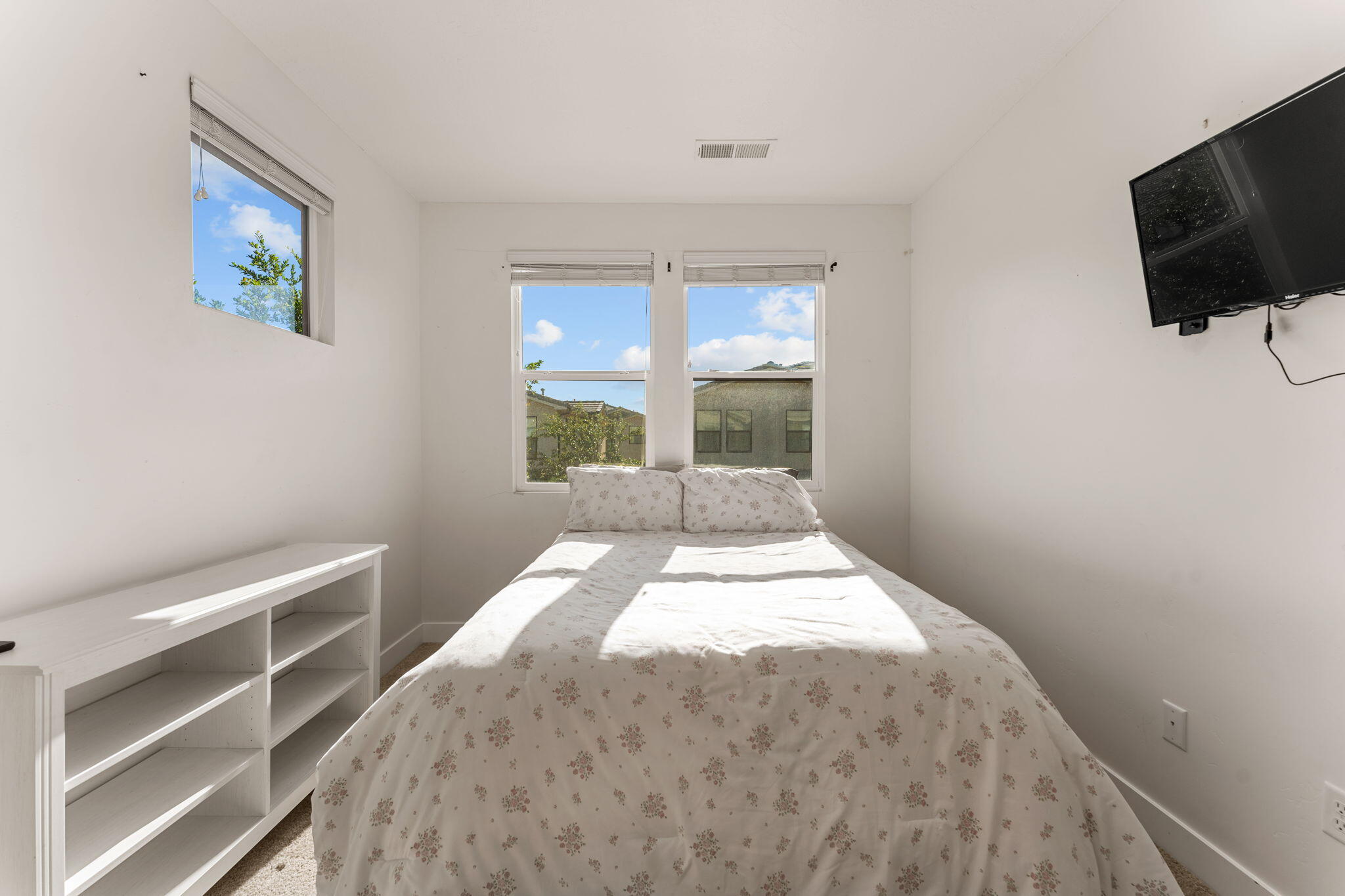 WOODLAND ESTATES TOWNHOMES - Residential