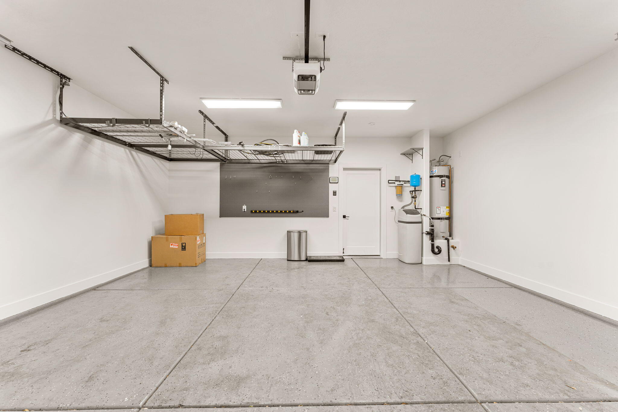 WOODLAND ESTATES TOWNHOMES - Residential