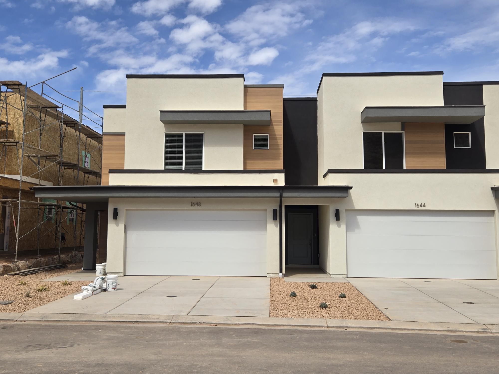 IRON TOP AT LONG VALLEY - Residential