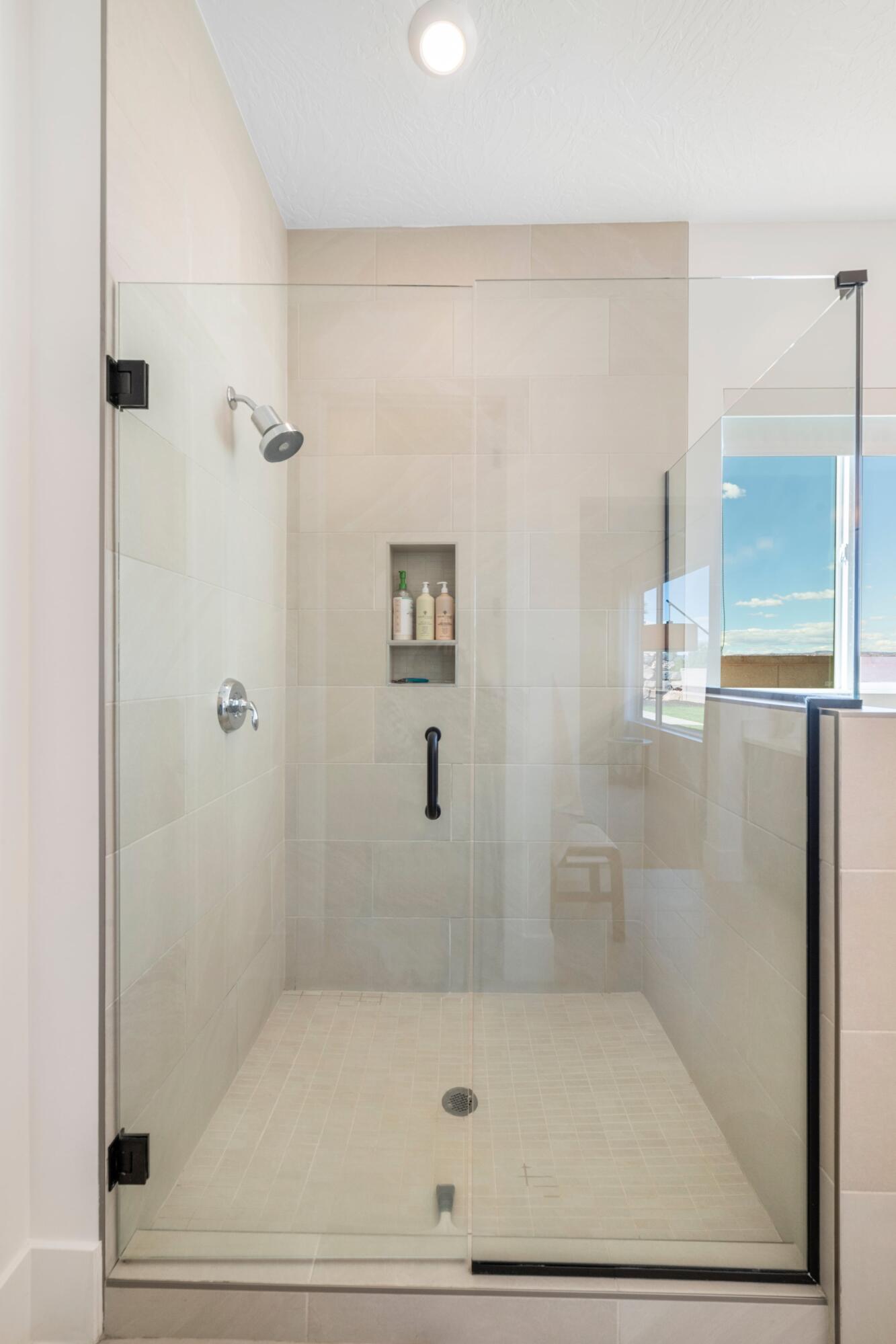 SHOOTING STAR - Residential