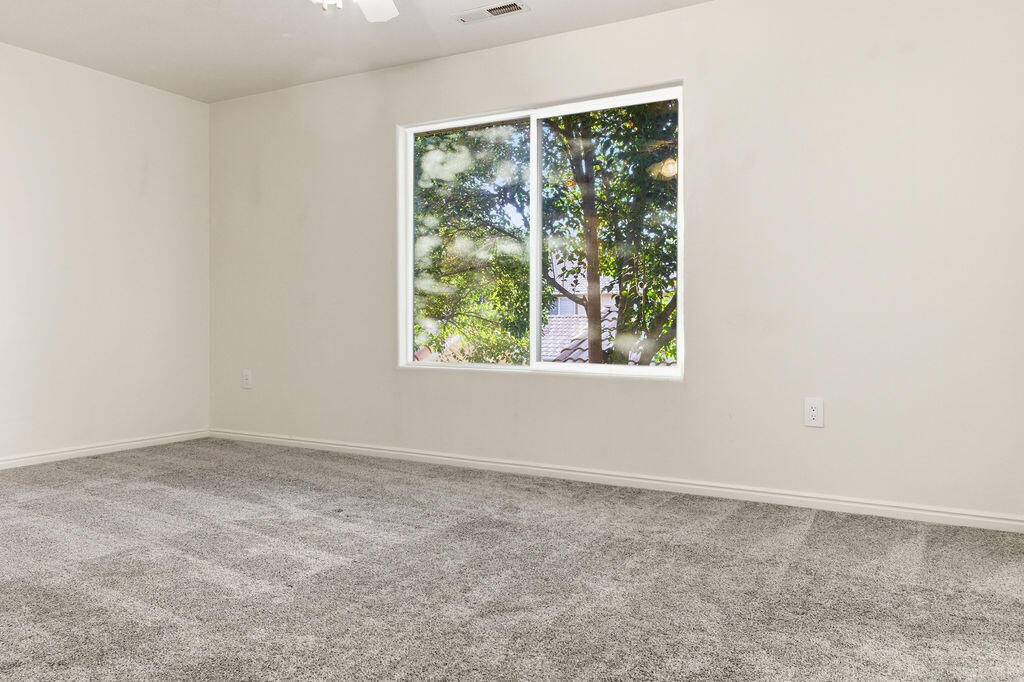 WOODBRIDGE TOWNHOMES - Residential