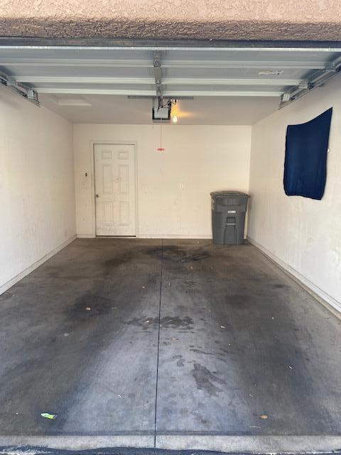 WOODBRIDGE TOWNHOMES - Residential