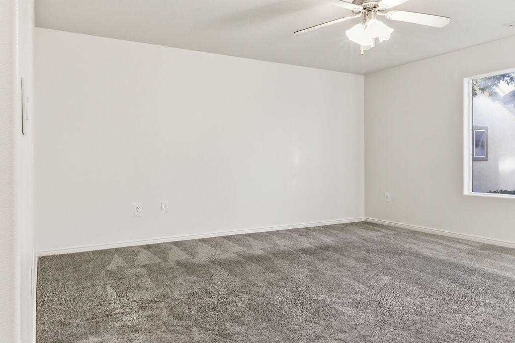 WOODBRIDGE TOWNHOMES - Residential