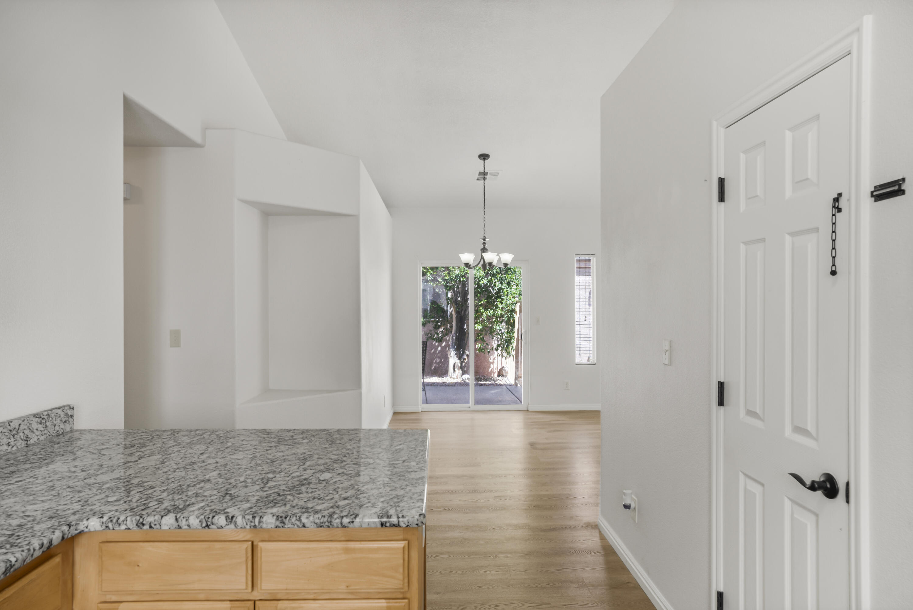 SHADOW CANYON - Residential