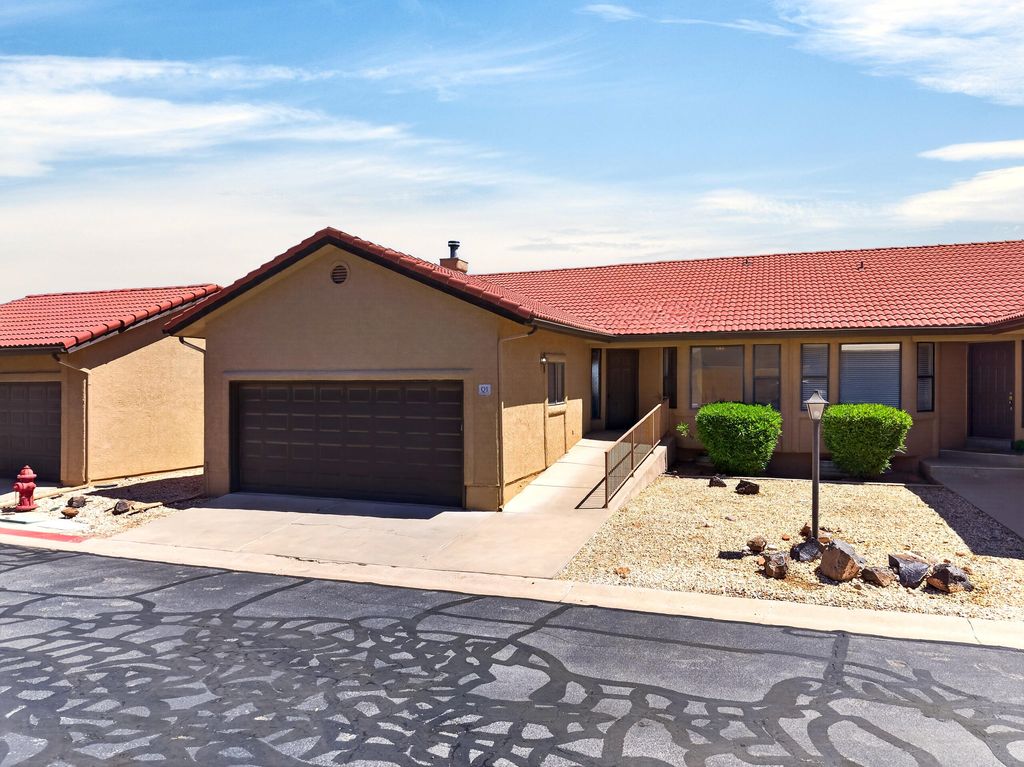 Photo of 161 W 950 S Q1 #Q1, Saint George, UT 84770 (MLS # 26-271409)
