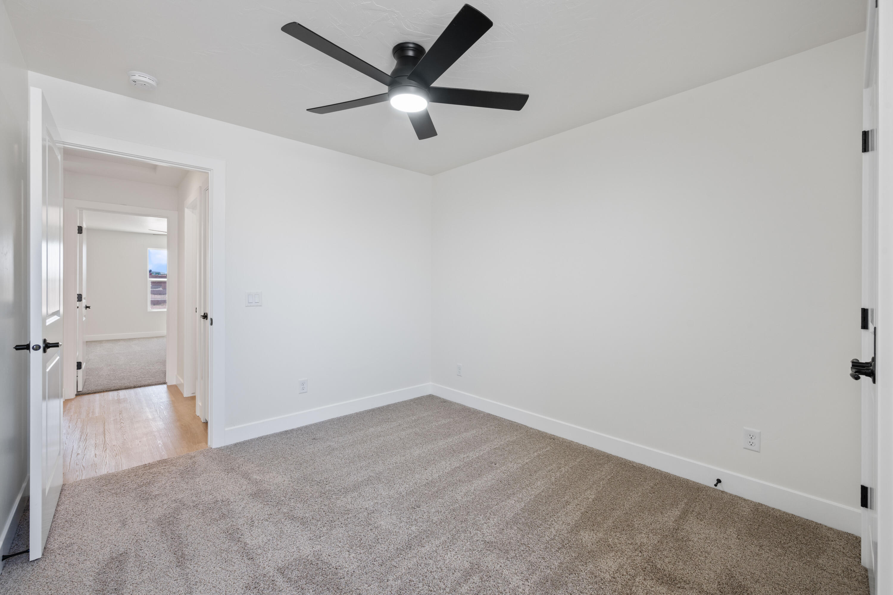 PARK SIDE AT GRANDPA'S POND - Residential