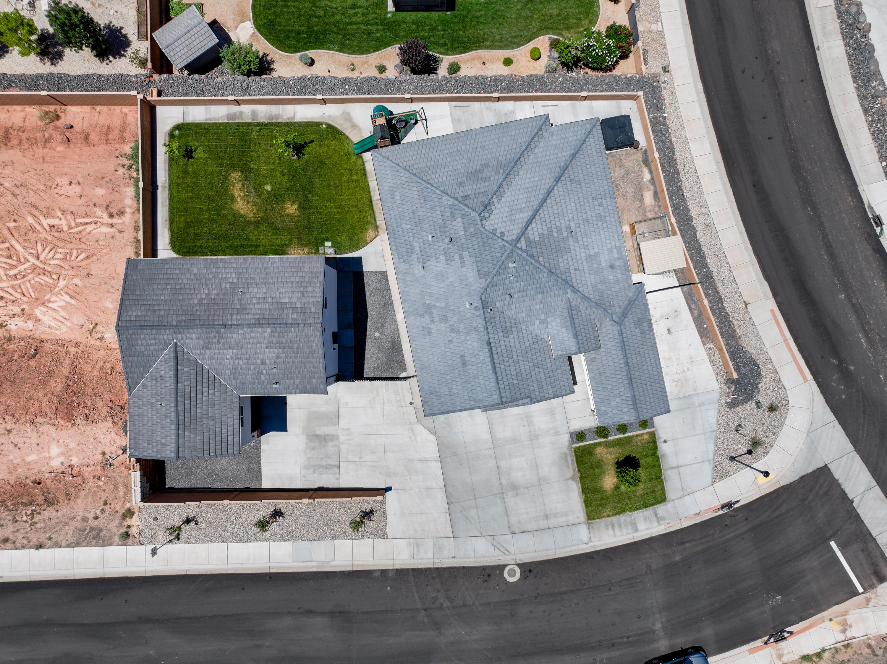 PARK SIDE AT GRANDPA'S POND - Residential