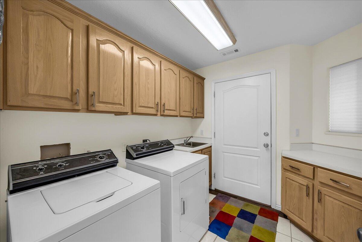 CRYSTAL LAKES TOWNHOMES - Residential