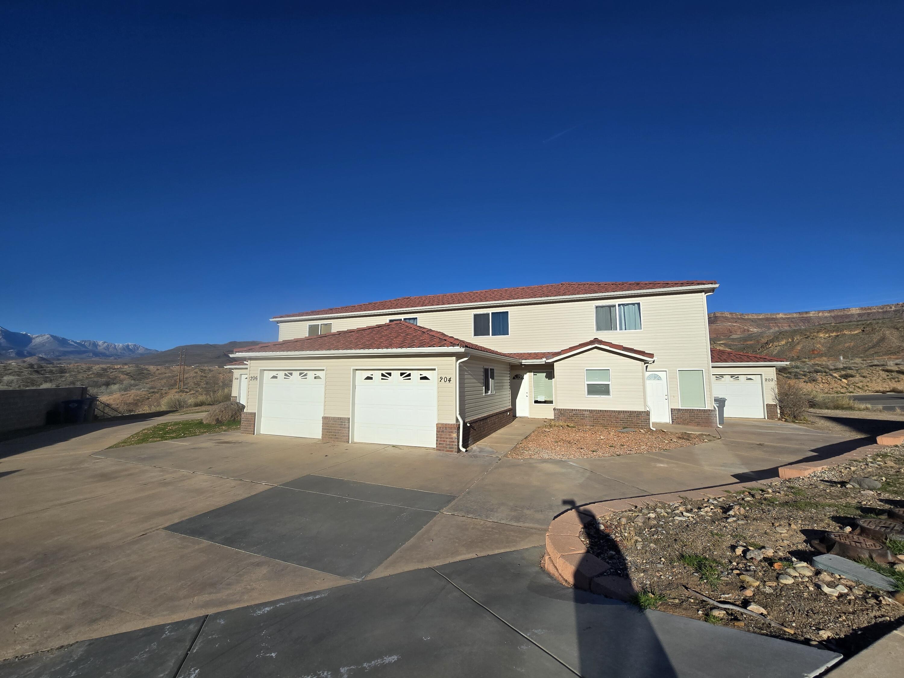 NORTHVIEW COMMERCIAL PARK - Residential Income