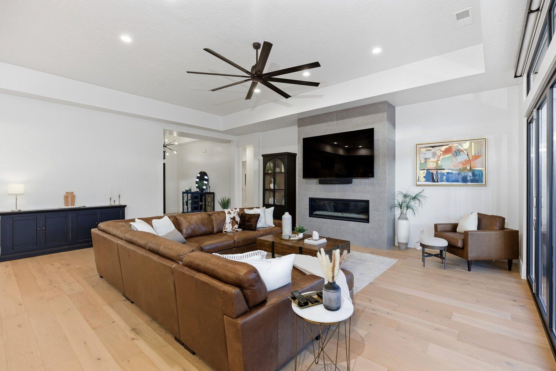 LEDGES OF SG CANYON RIM - Residential