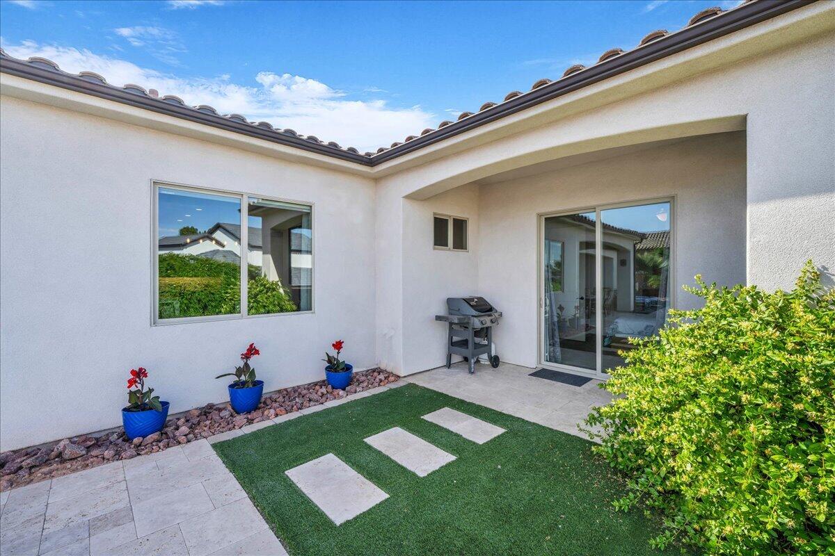 FOREMASTER RIDGE - Residential