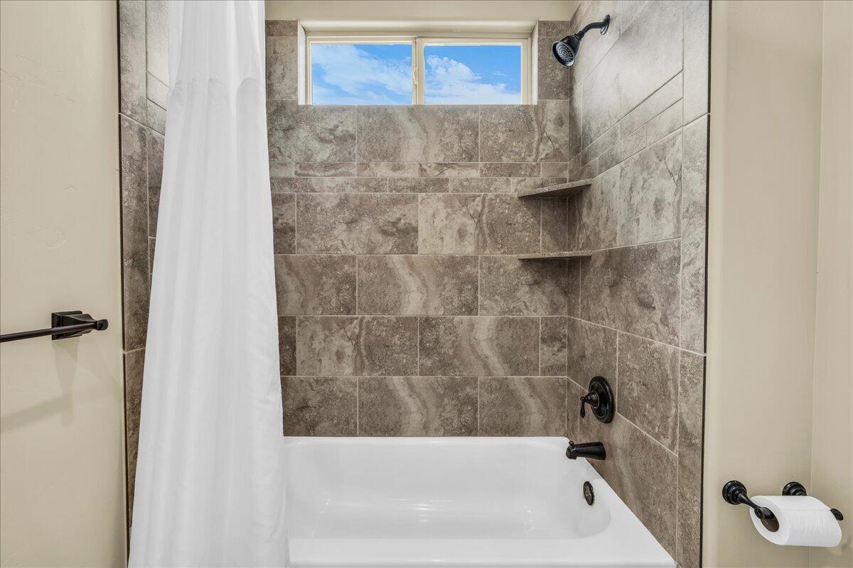 FOREMASTER RIDGE - Residential