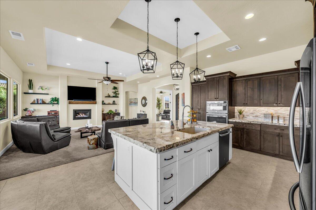 FOREMASTER RIDGE - Residential