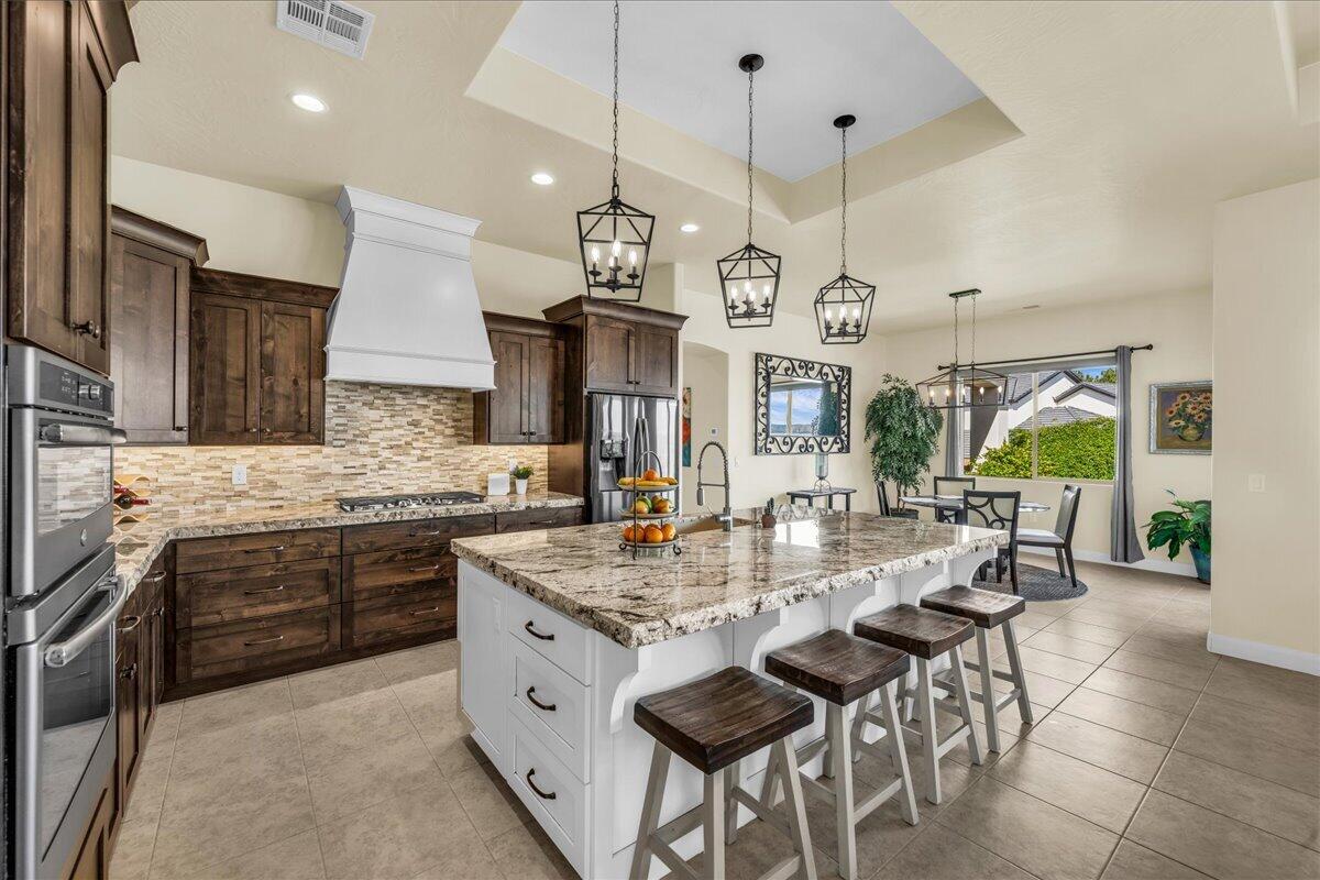 FOREMASTER RIDGE - Residential