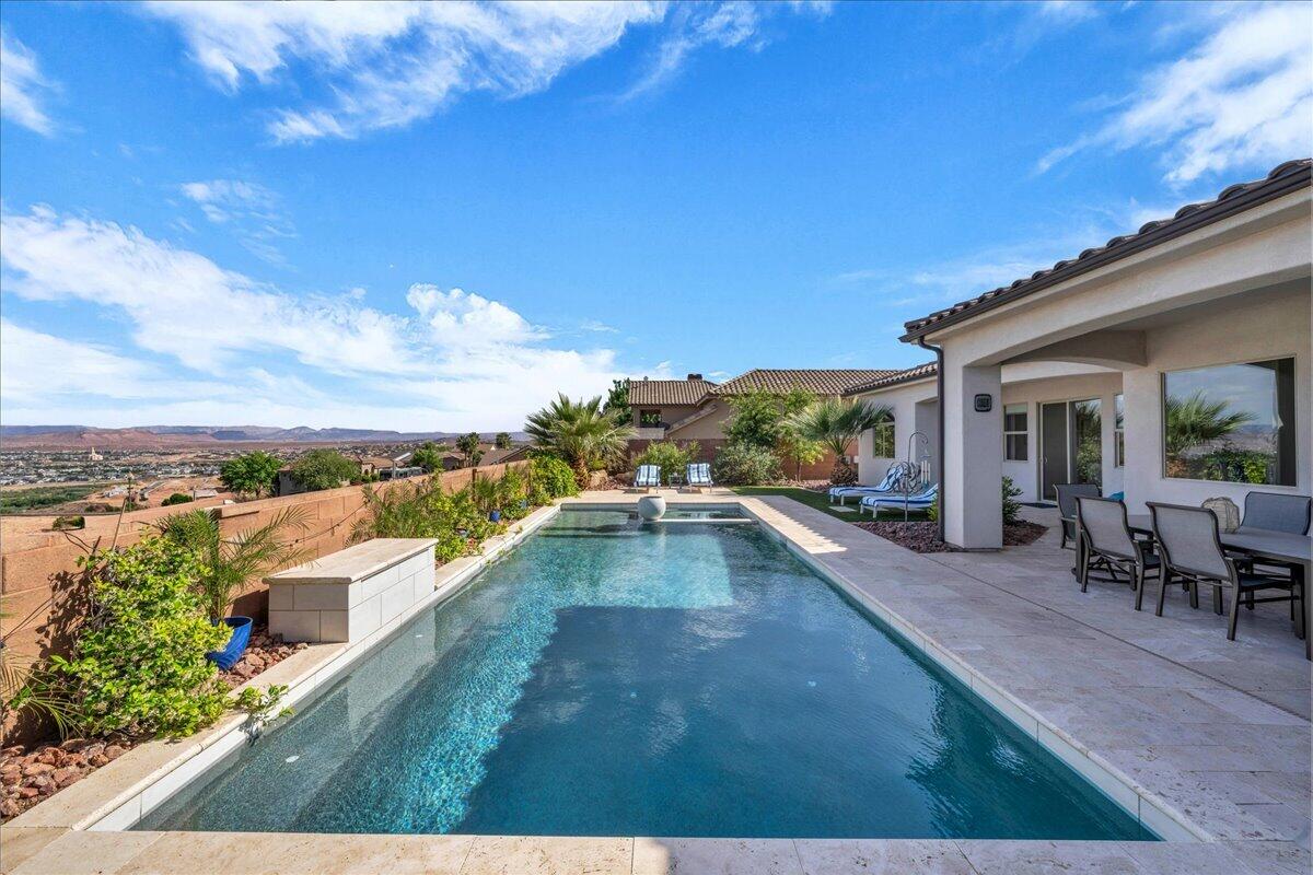 FOREMASTER RIDGE - Residential