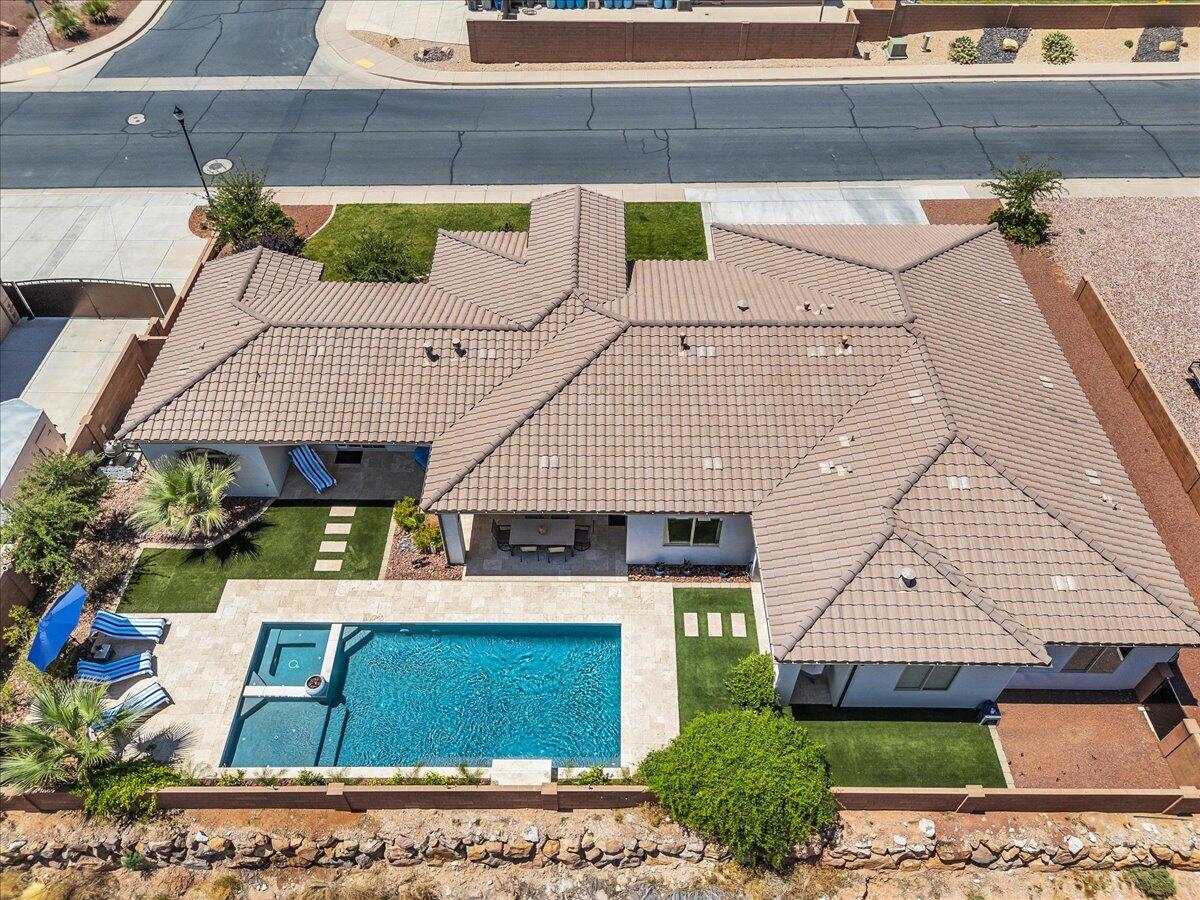 FOREMASTER RIDGE - Residential