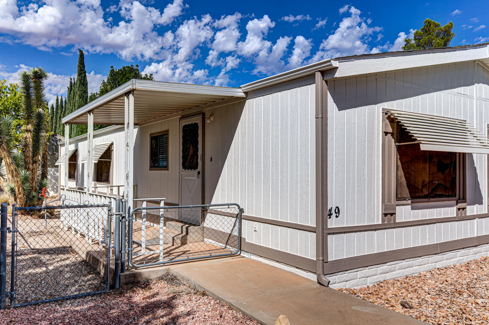 LAVA BLUFF MOBILE HOME PARK - Residential