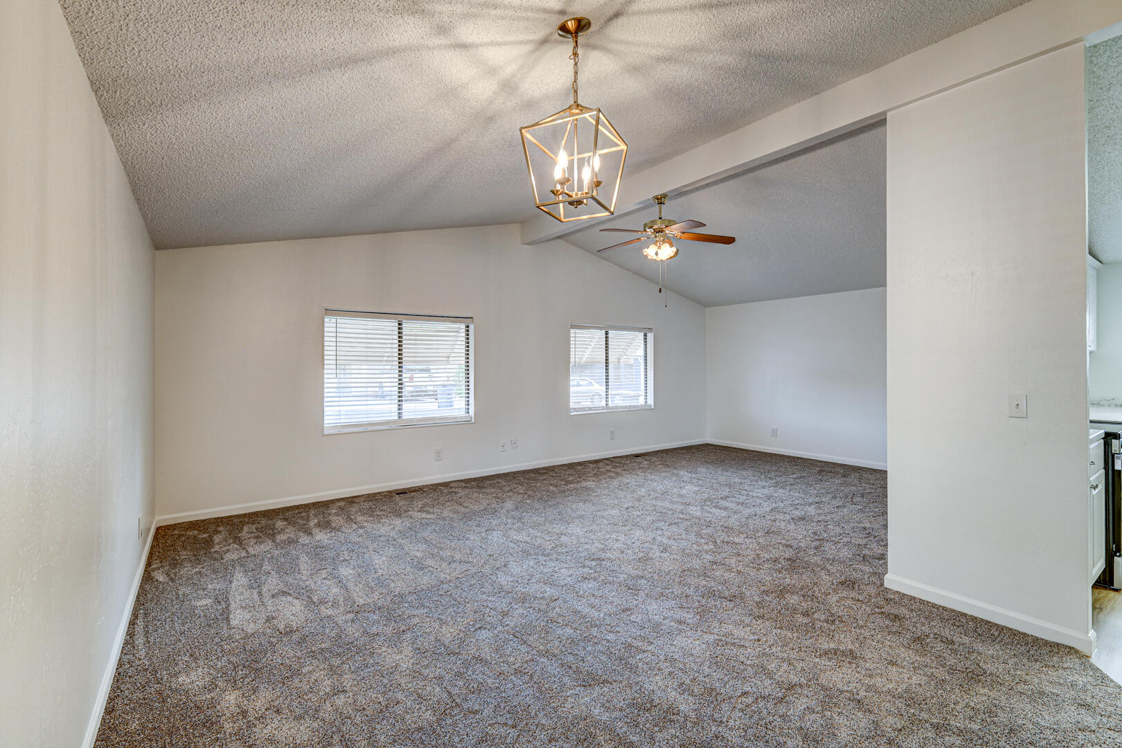 LAVA BLUFF MOBILE HOME PARK - Residential