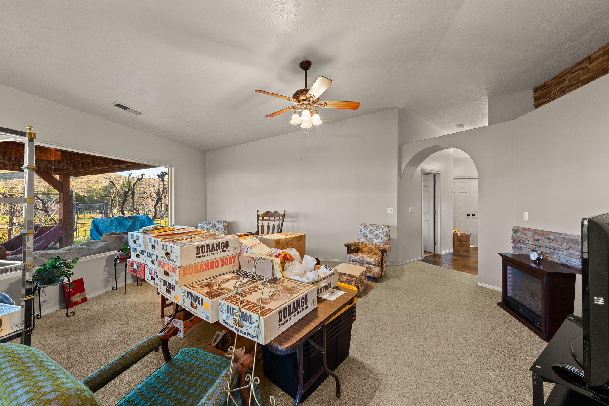 LEEDS TOWNSITE - Residential