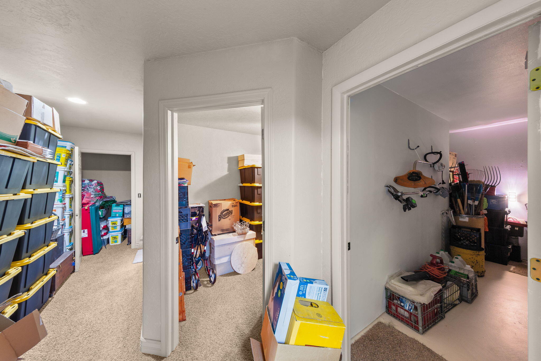 LEEDS TOWNSITE - Residential