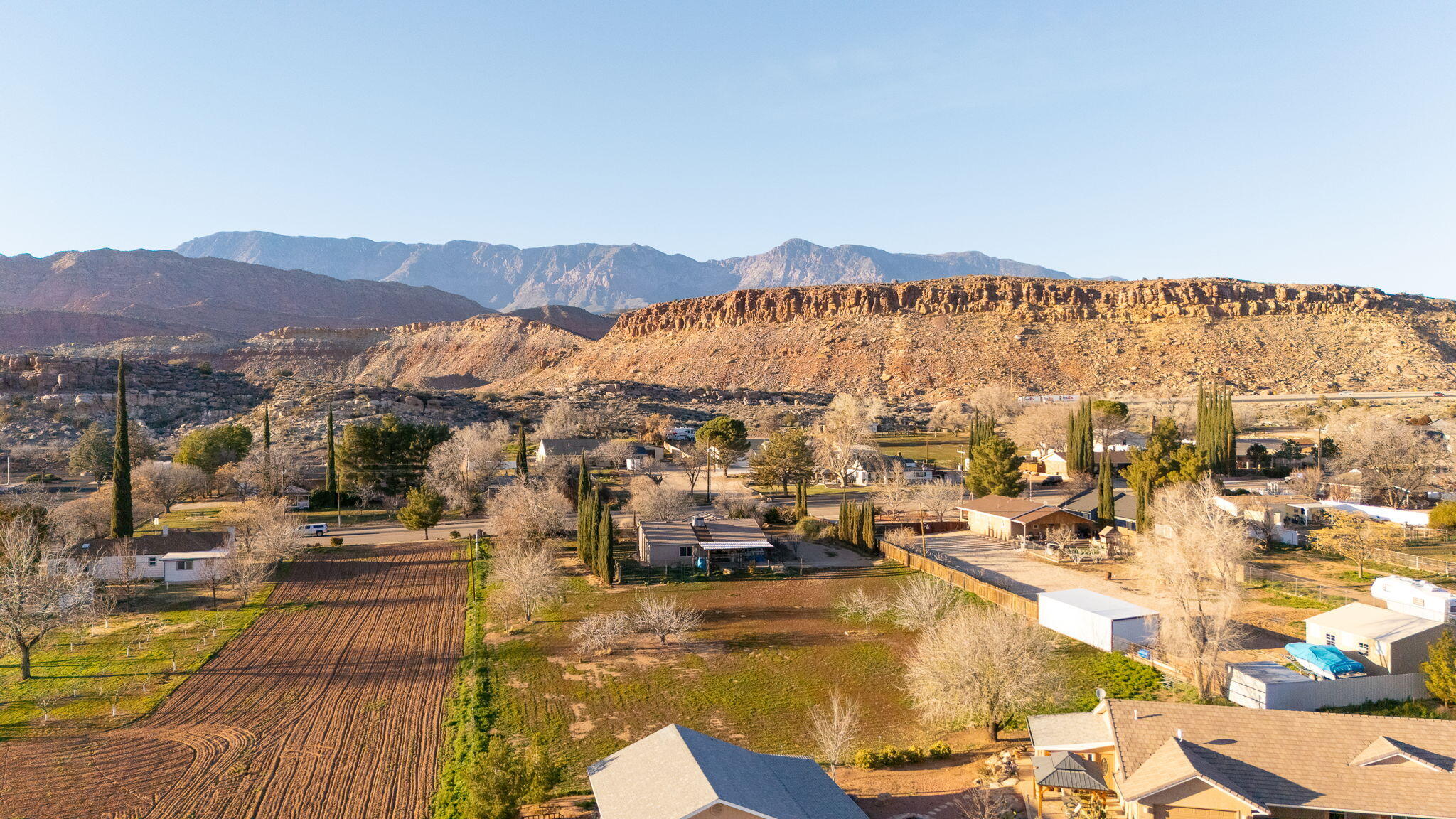 LEEDS TOWNSITE - Residential