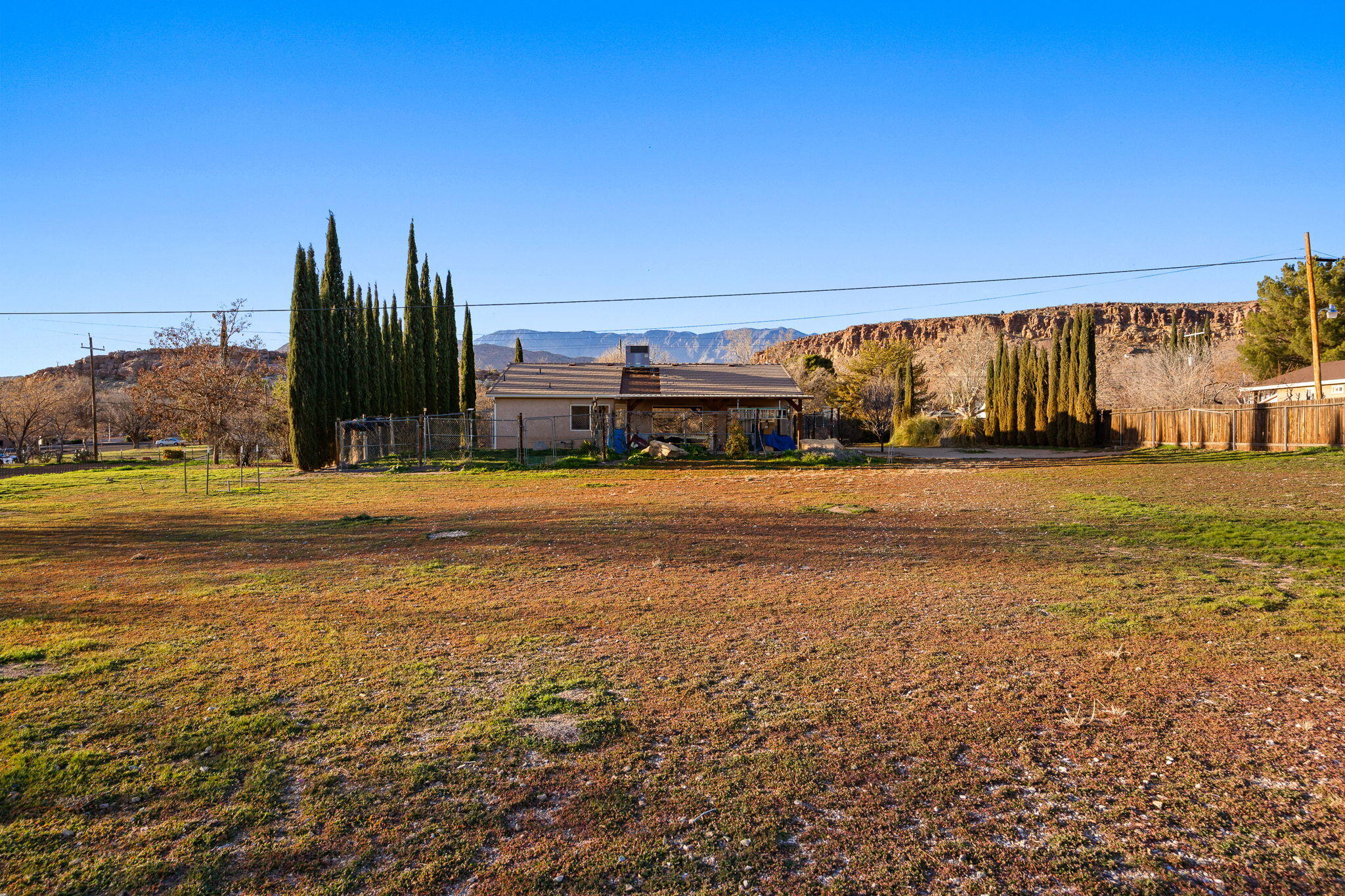 LEEDS TOWNSITE - Residential