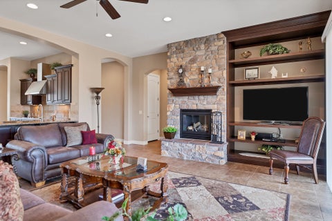 Tiny photo for 1560 W Bonita Bay CIR, Saint George, UT 84790 (MLS # 26-275126)
