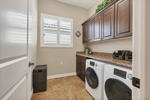 Tiny photo for 1560 W Bonita Bay CIR, Saint George, UT 84790 (MLS # 26-275126)