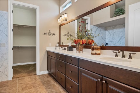 Tiny photo for 1560 W Bonita Bay CIR, Saint George, UT 84790 (MLS # 26-275126)