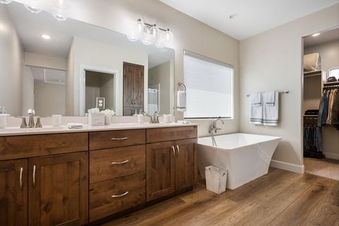 Tiny photo for 490 S BRACCIANO DR, Saint George, UT 84770 (MLS # 26-271388)